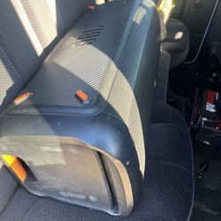 Jbl party speaker 300