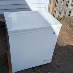 GE Chest Deep Freezer 5cu Ft