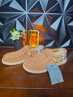 HEYDUDE Wally Funk Trail Suede – Argan Oil/Multi – Men's Size 9 – New with Tags
