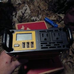 1000-Watt Portable Car Power Inverter with Triple USB Ports