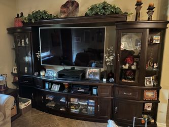 Large entertainment center