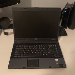 HP Laptop Compaq 8510