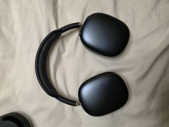 Apple AirPods Max Headphones Midnight