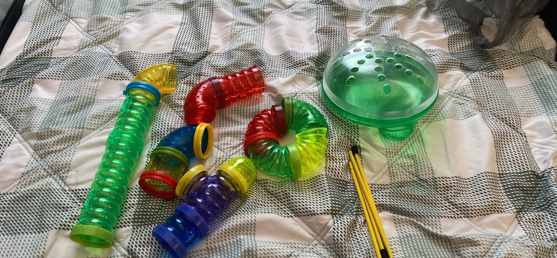 Hamster Tunnels