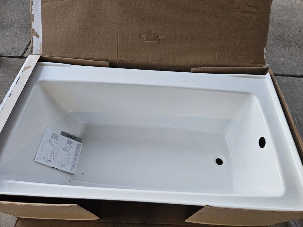 New Delta Bathtub