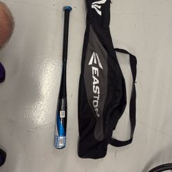NEW Easton 28” Youth Little League Bat + Equipment Bag