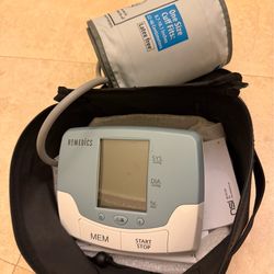 Blood pressure monitor
