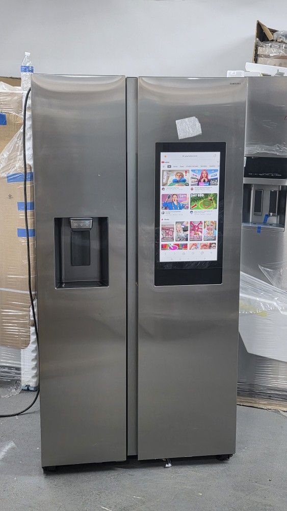 New Samsung Side By Side Refrigerator With Family Hub Tv Screen