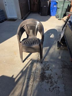 Lawn chairs, free