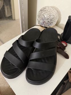 Crocs sandal size 9