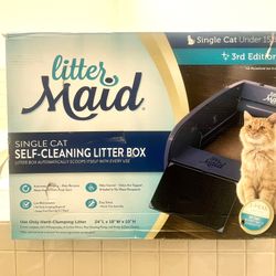 BNIB LITTERMAID Self Cleaning Litter Box