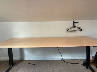 Electric table