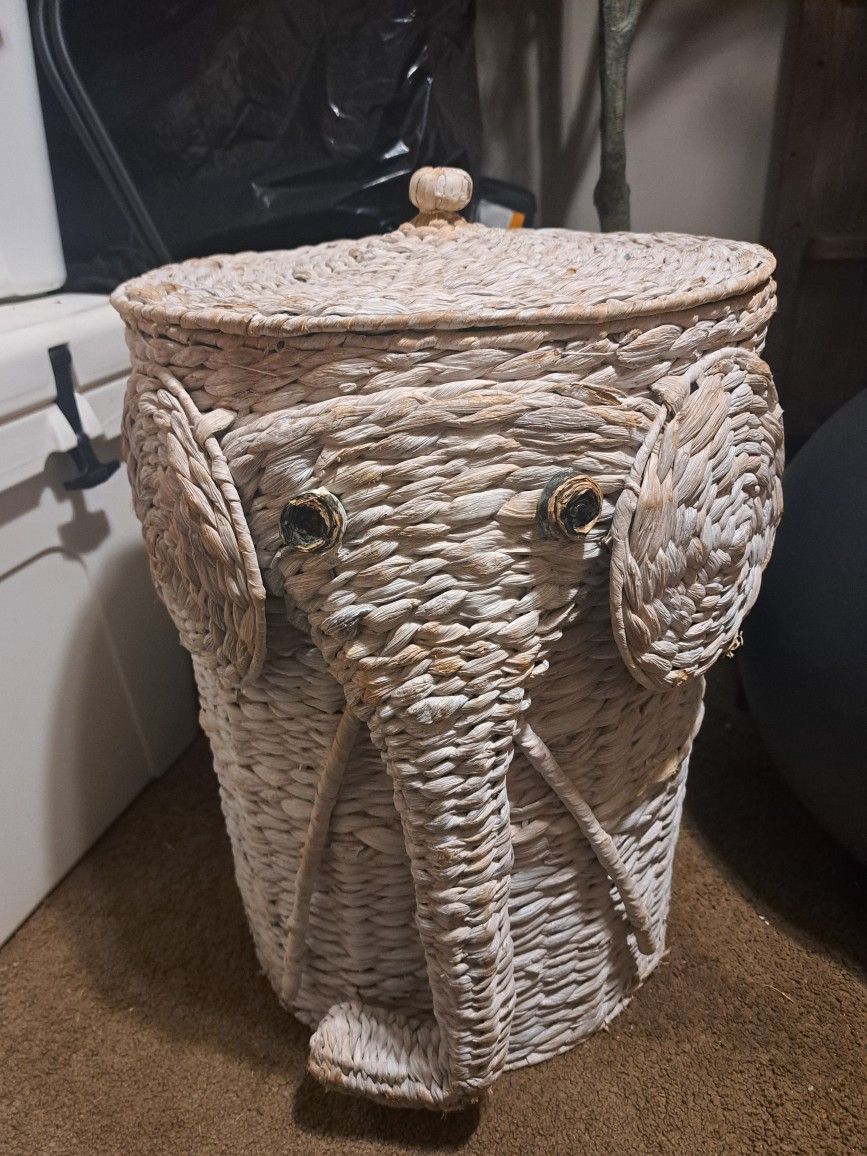 Pottery Barn Elephant Hamper for Sale in Fuquayvarina, NC OfferUp