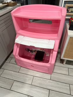 Toy box