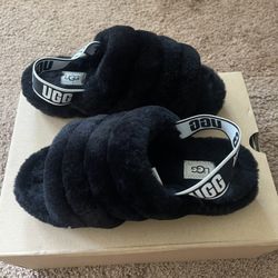 UGG Women’s Fluff Yeah Slides Black Size W7