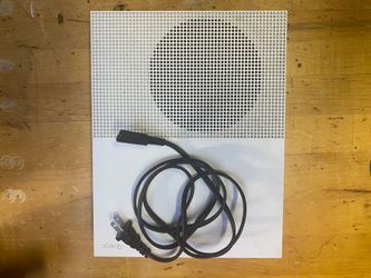 Xbox One Console – Tested & Ready to Play, with controllers. Make me an offer