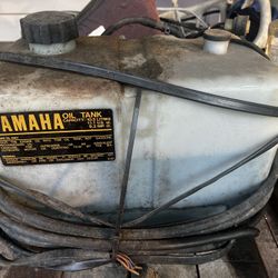 Yamaha outboard 10.5L remote oil tank