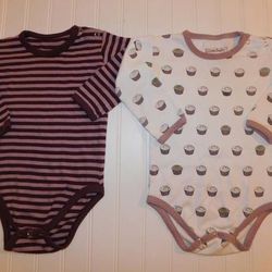 L'oved Baby Girl 18-24M Organic Cotton Bodysuits Lot Cupcake and Stripes 18-24 Months ORGANIC COTTON 