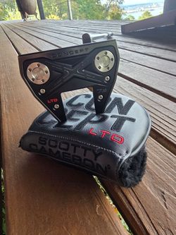 Scotty Cameron Concept 7.2 LTD
