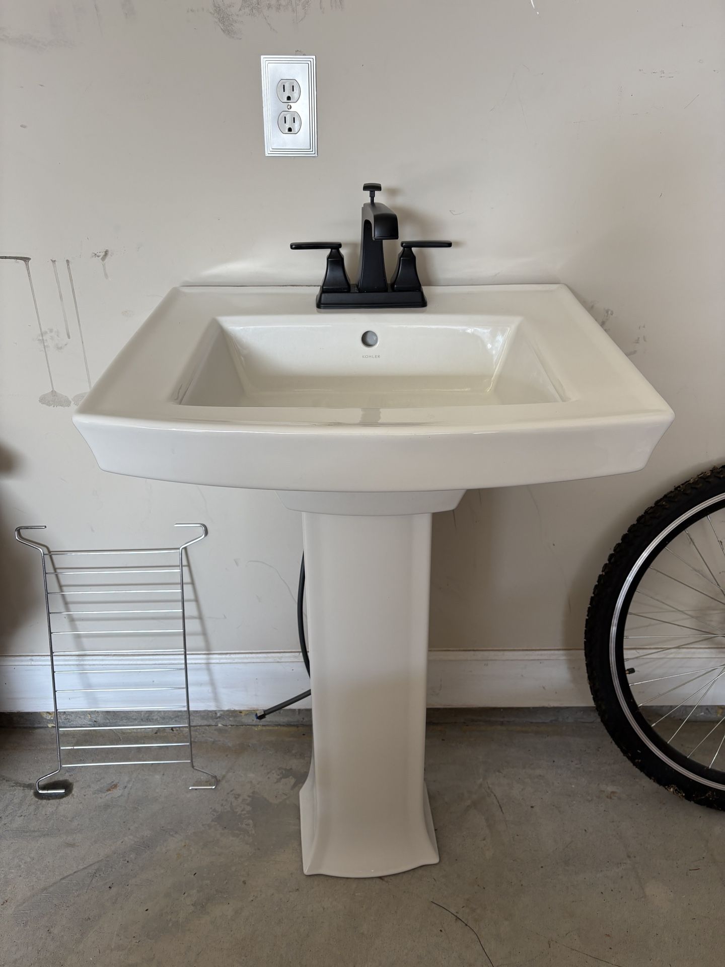 Kohler Pedestal Sink