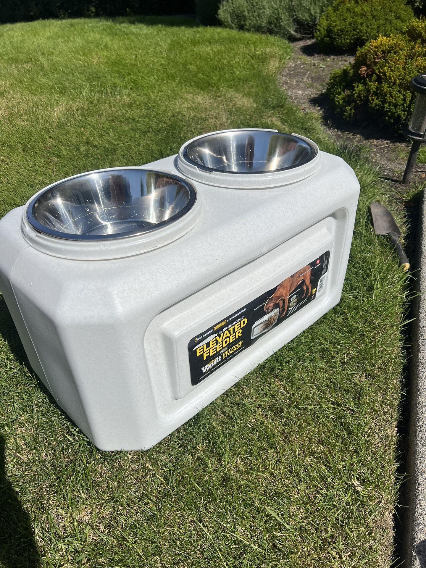 Dog Food Bowl With Food Storage 