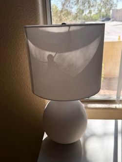 Moving Sell Ceramic Table Lamp
