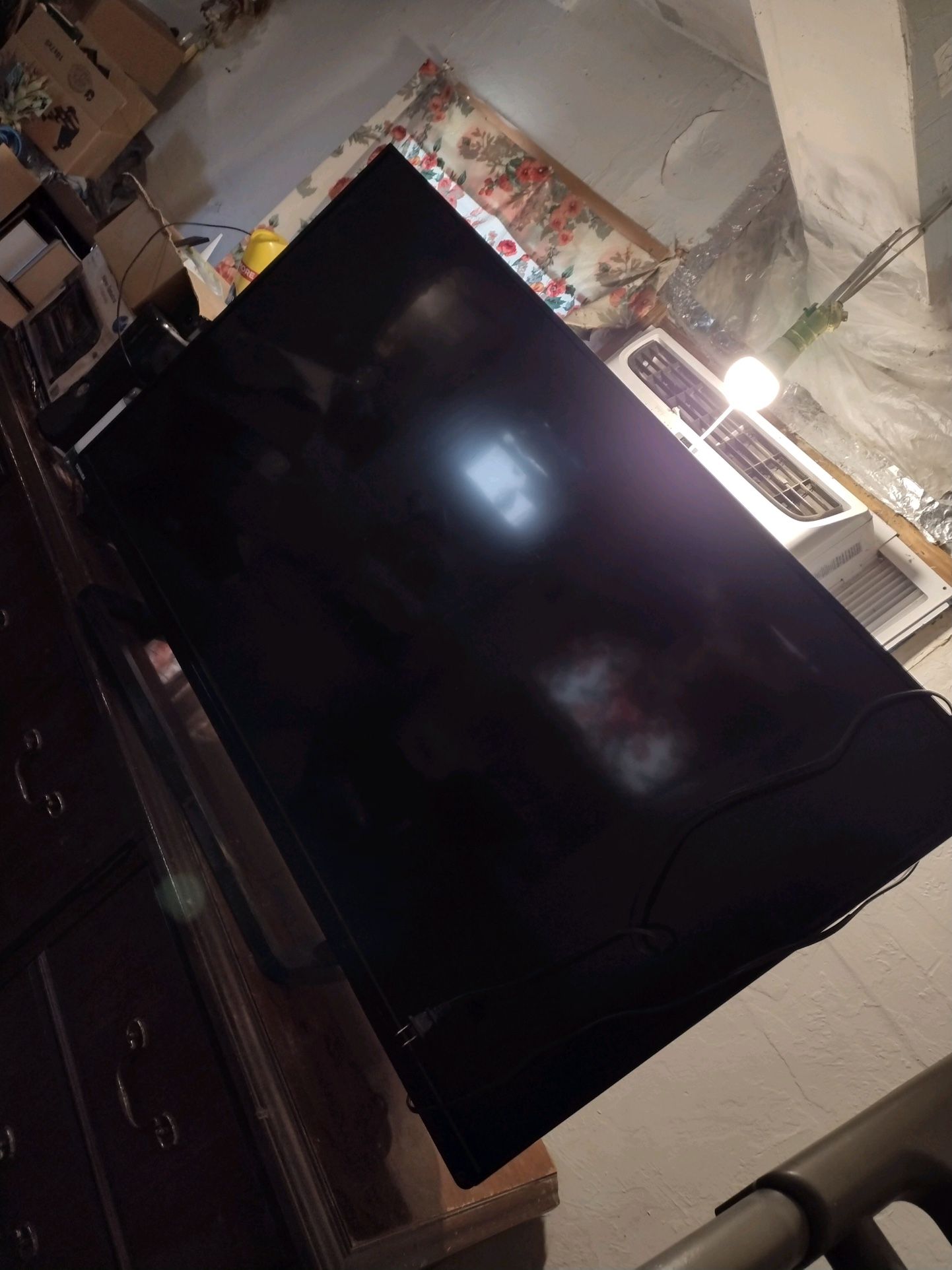 Toshiba 50" inch Tv