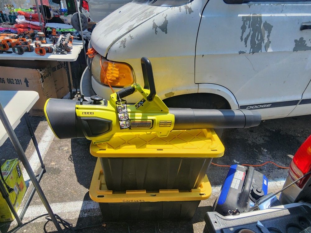 Ryobi 40v Mulcher/Blower Combo