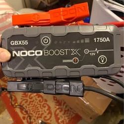 Like NEW- NOCO 1750A 12V jump starter