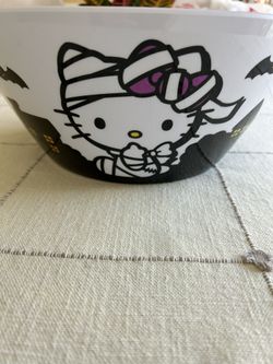 Hello Kitty  Mixing Bowl