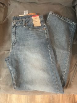 569 Levi’s