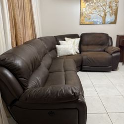 Sectional Sofa with 2 Electric Recliners – Moving Sale – $395 