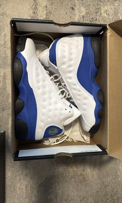 Jordan retro 13 “Hyper Royal”