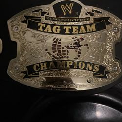 WWE Tag Team Champion 