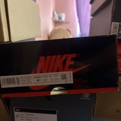 Patent Red Jordan 1s