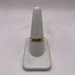 14kt Gold Engagement Style Band w/ Dia Cut Design 