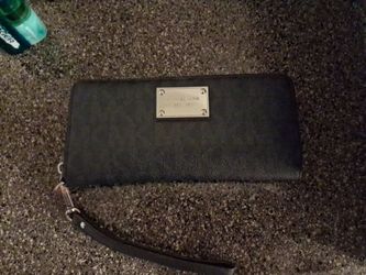 Michael Kors Women's Wristlet Wallet