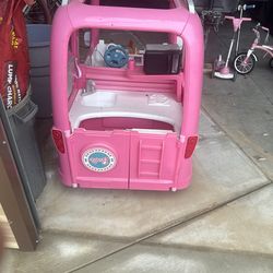 Barbie Power wheels motor home