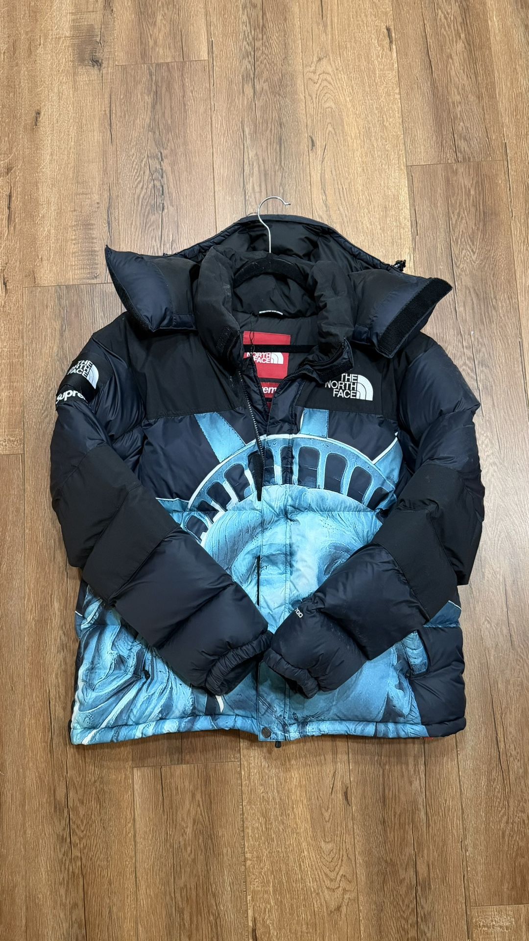 Supreme The North Face Baltoro Jacket