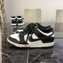 Nike Dunk Low “Black/White Panda” – Size 6 W