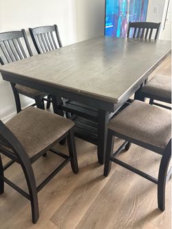 Kitchen table