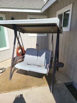 Swing set chair
