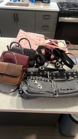 Women's handbags 6 total