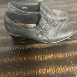 Women Earth Origins Loafers