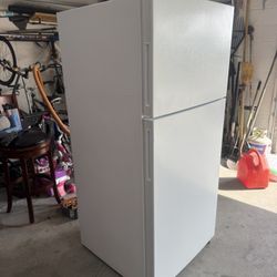 Garage Ready Refrigerator 