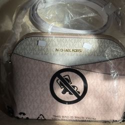 Michael Kors Jet Set Travel Bag