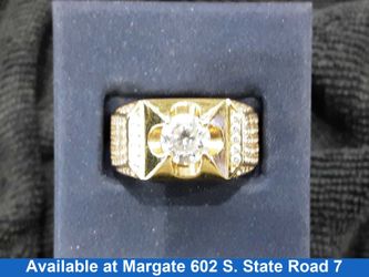 Men's Ring - Yellow Gold 10k (.417) 6.9 grams Size 6.5