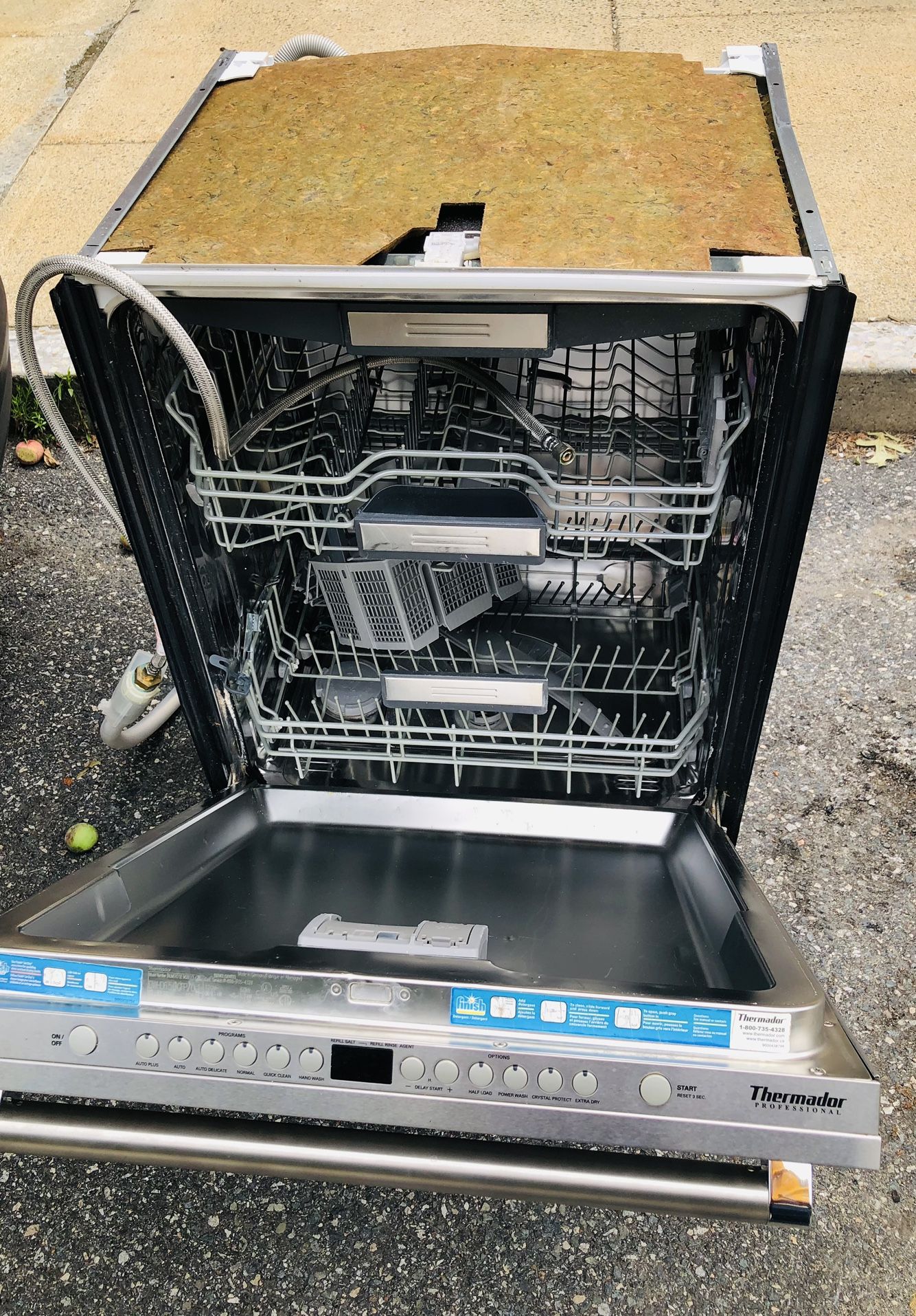 Washing Machine (brand: Thermador Professional)