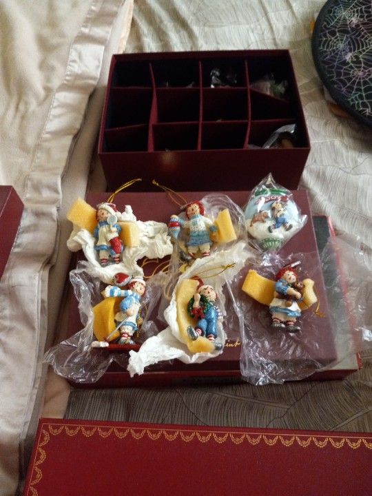 Ornaments Raggedy Ann and Andy