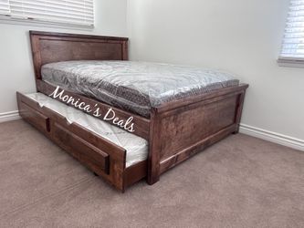 Full Size Bed w/ Twin Trundle & Both Mattresses 